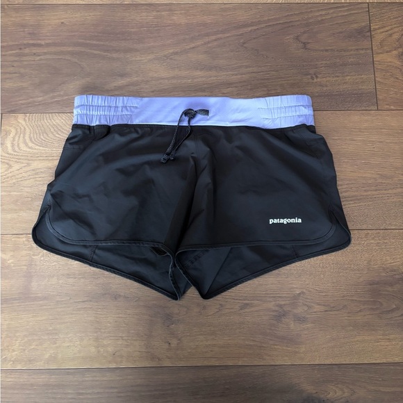 Patagonia Shorts - Picture 1 of 4